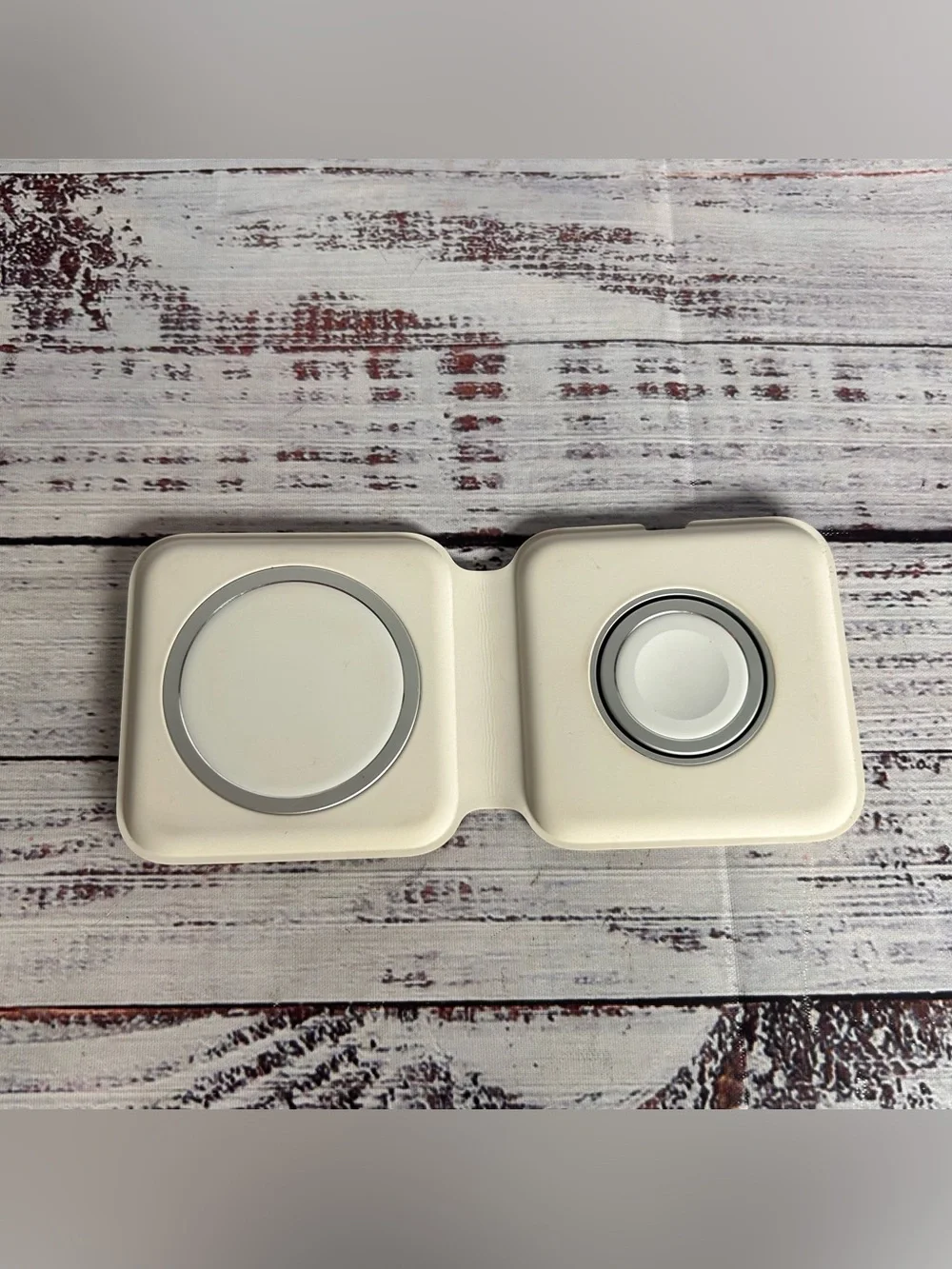 Apple MagSafe Duo Wireless Charger Pad A2458